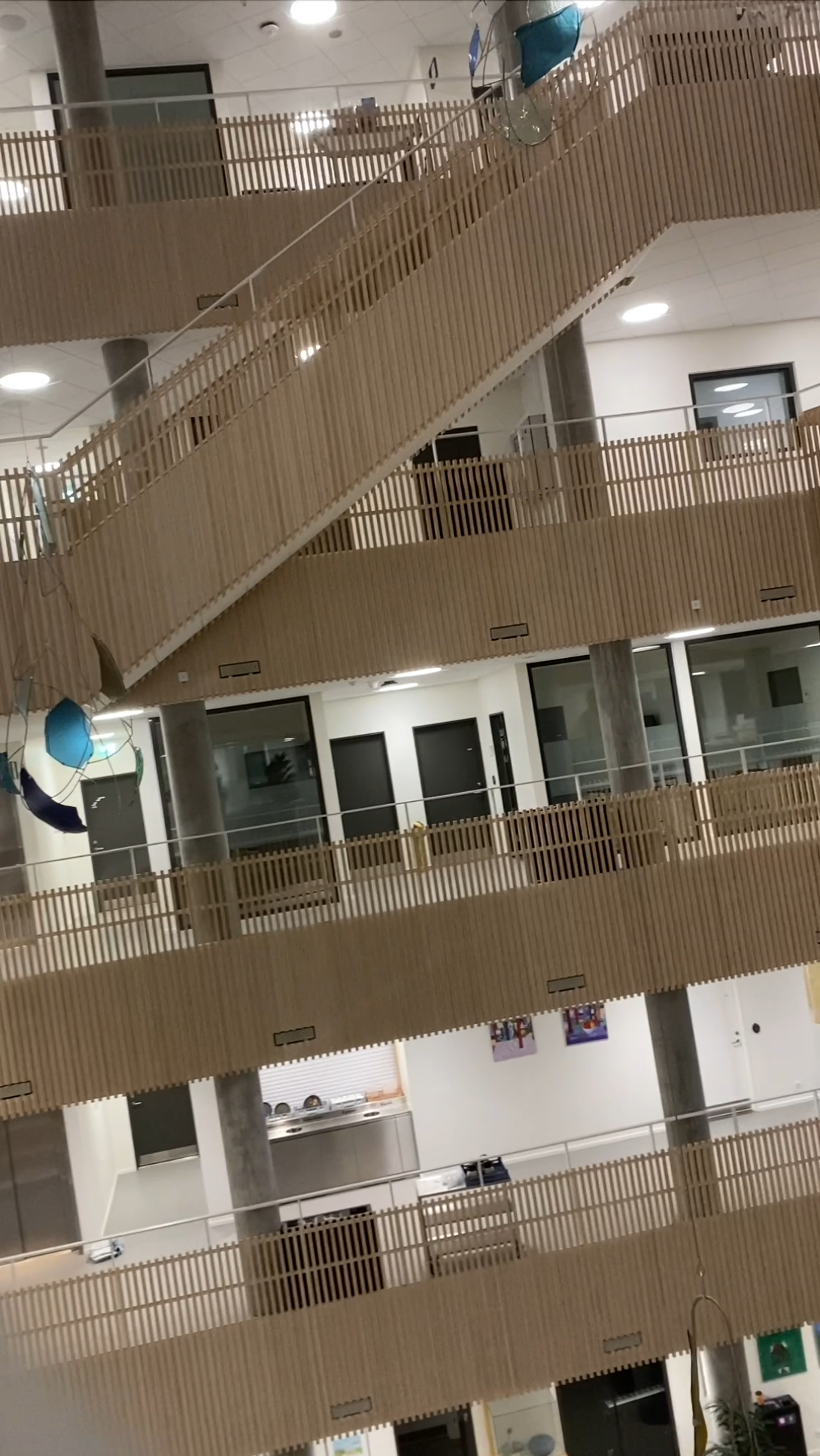 “Upright” (Installation)